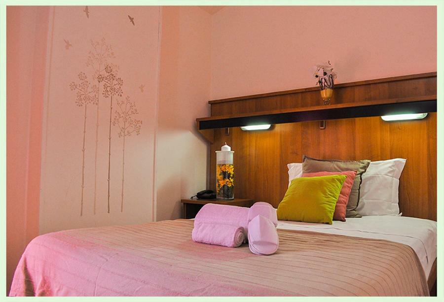 Hotel EMI Lippo Buitenkant foto